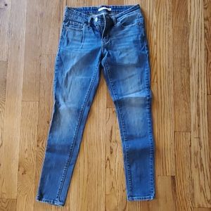 Levis skinny ankle